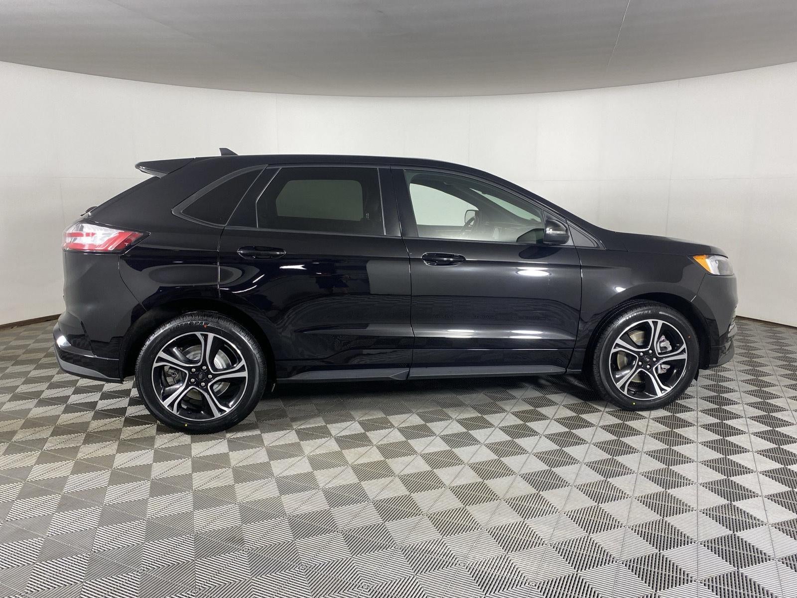 2023 Ford Edge ST