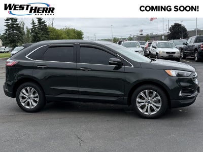 2022 Ford Edge Titanium