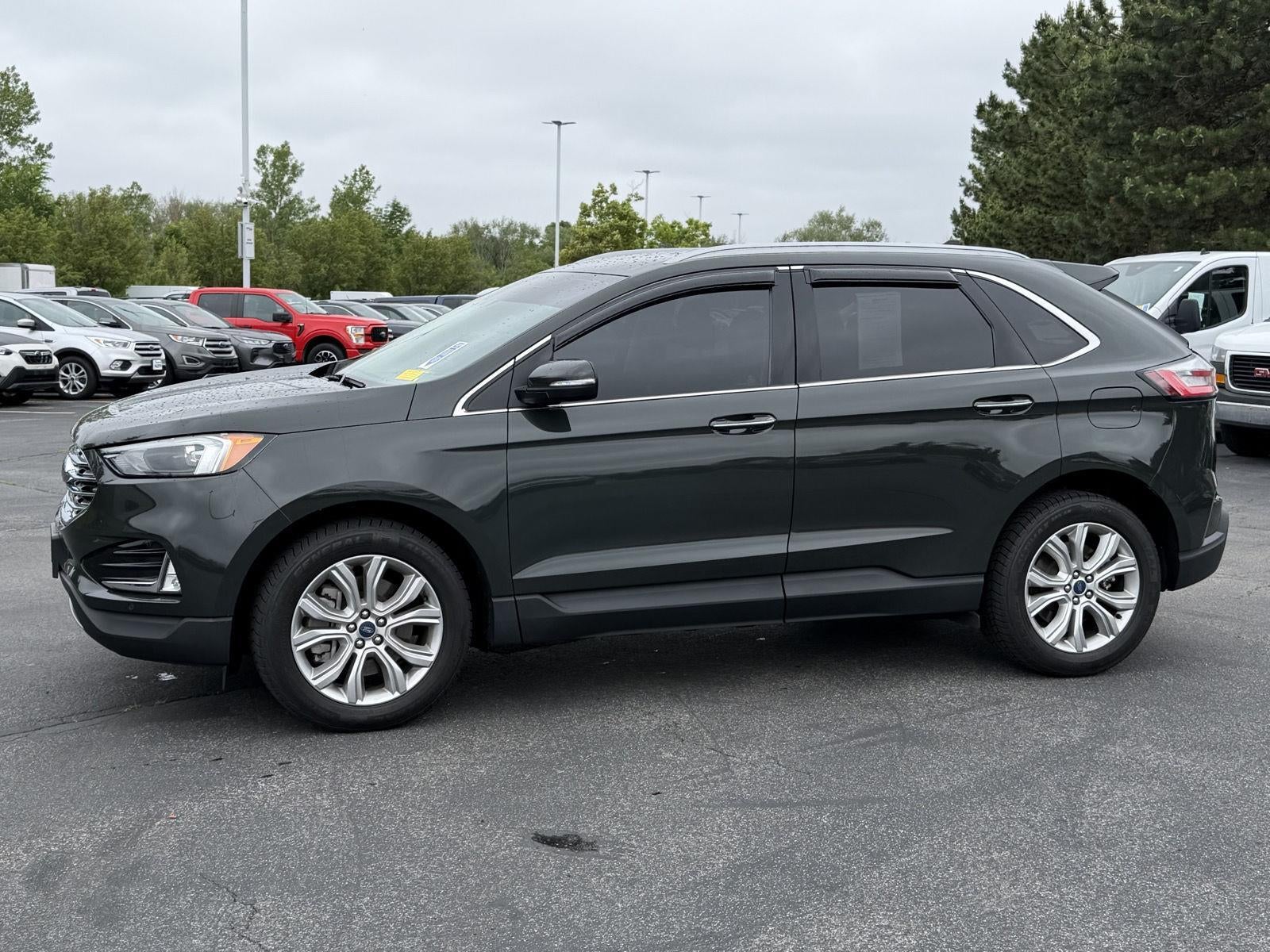 2022 Ford Edge Titanium