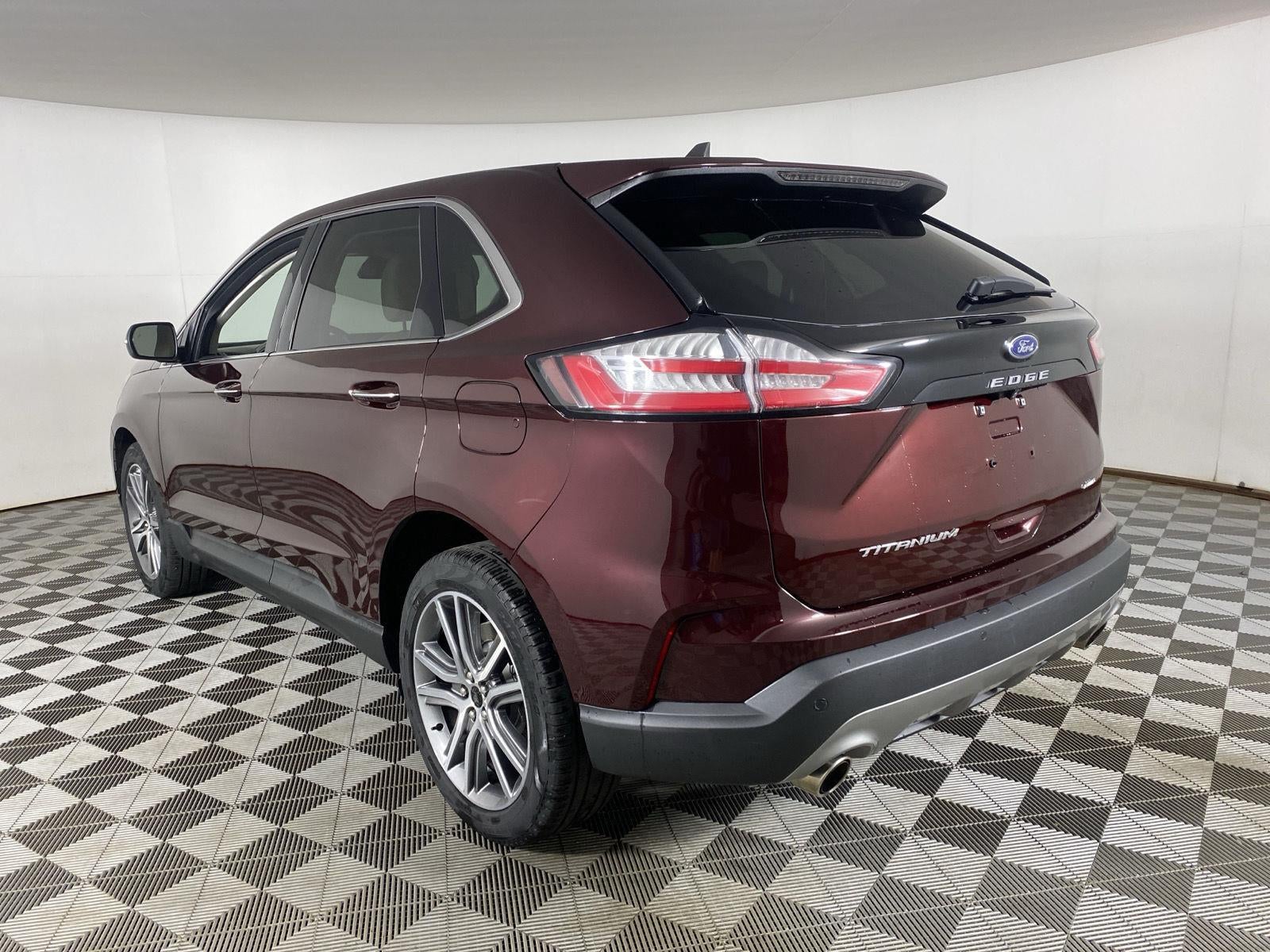 2023 Ford Edge Titanium