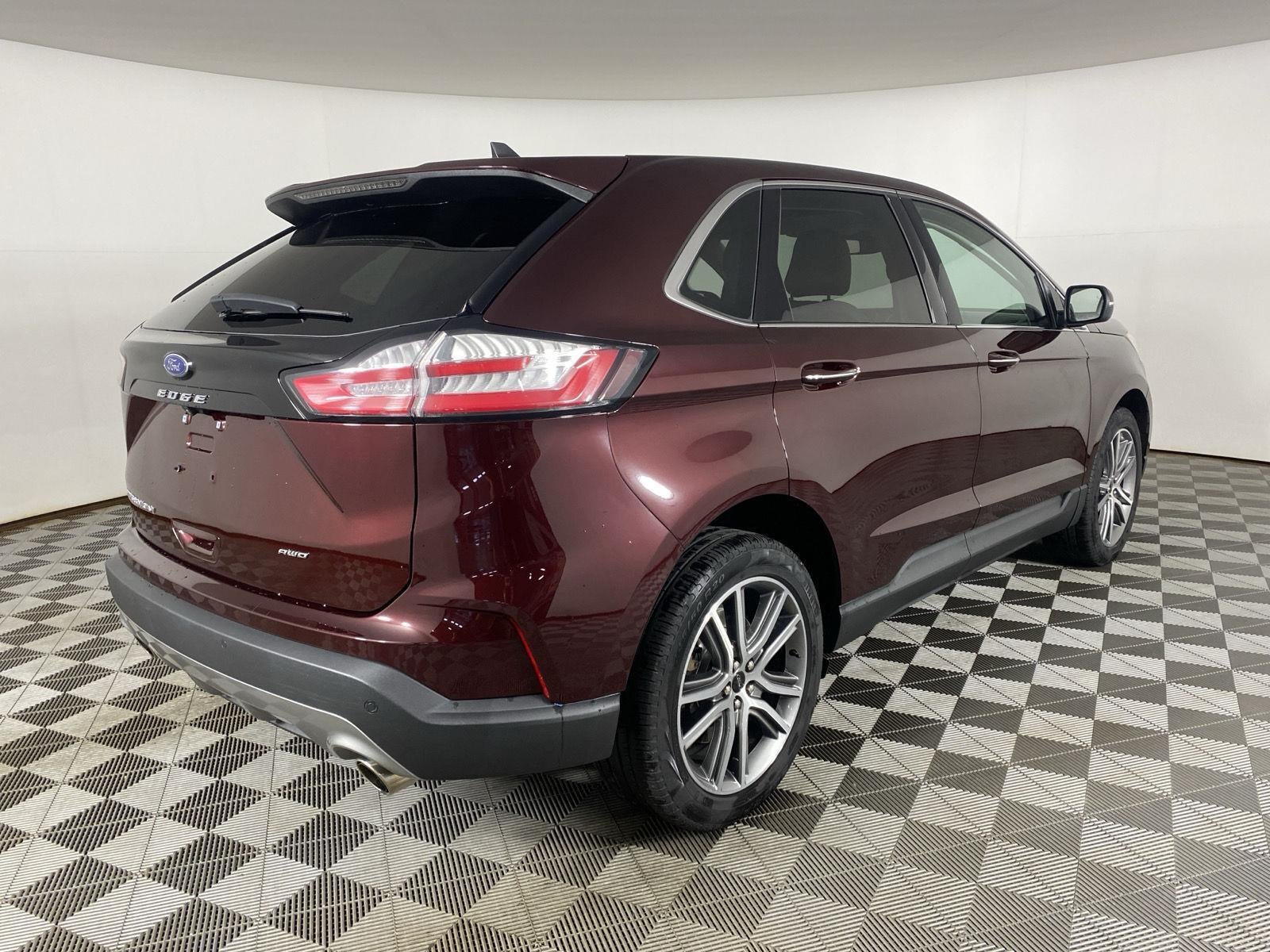 2023 Ford Edge Titanium