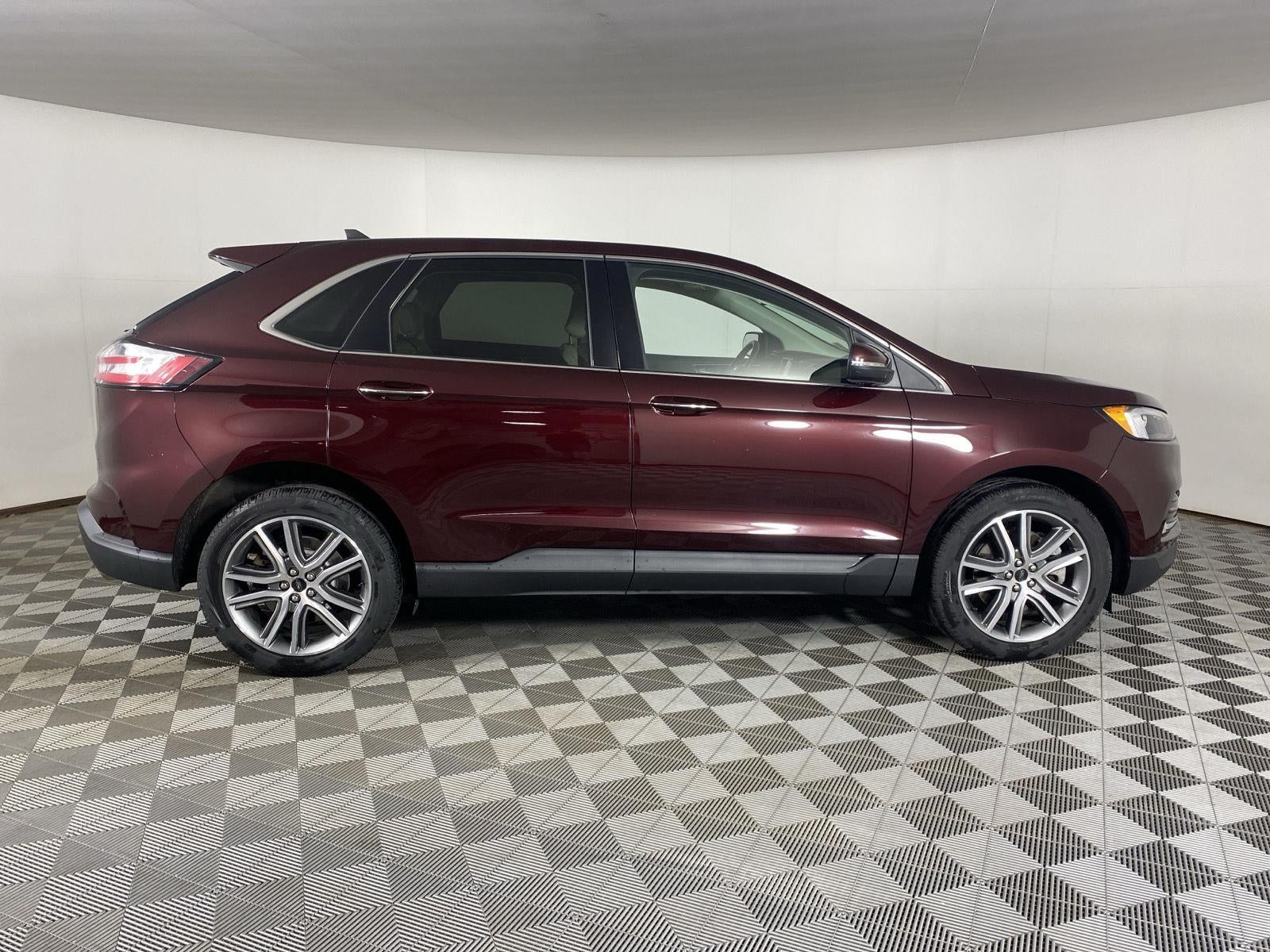 2023 Ford Edge Titanium