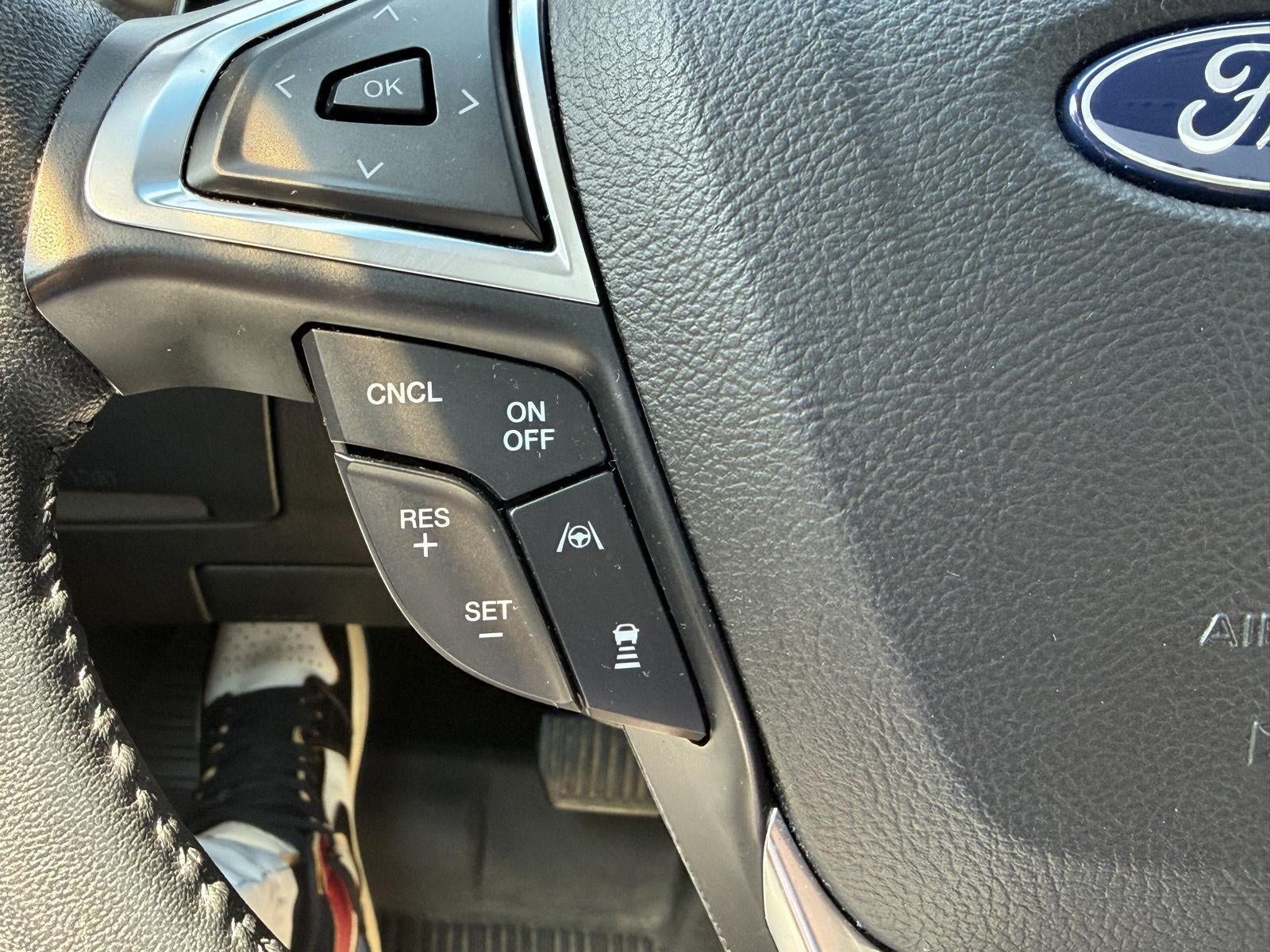 2020 Ford Edge Titanium