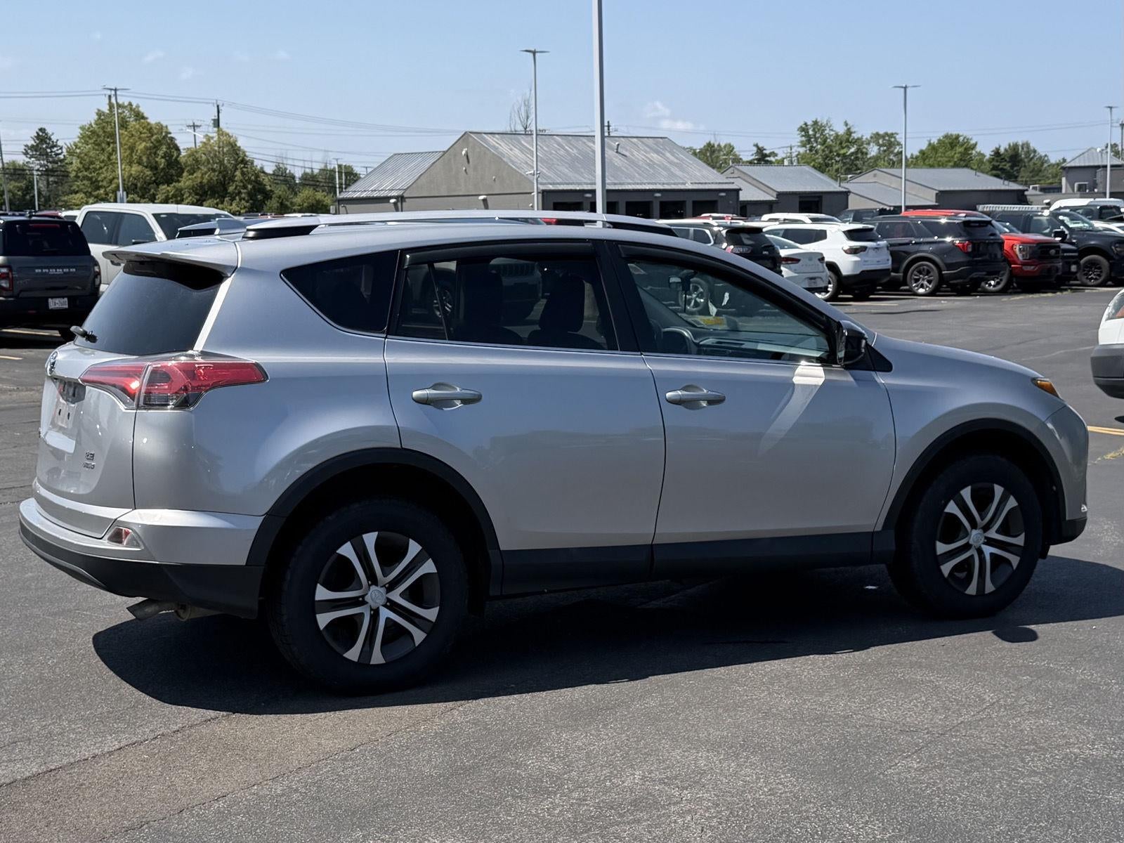 2016 Toyota RAV4 LE