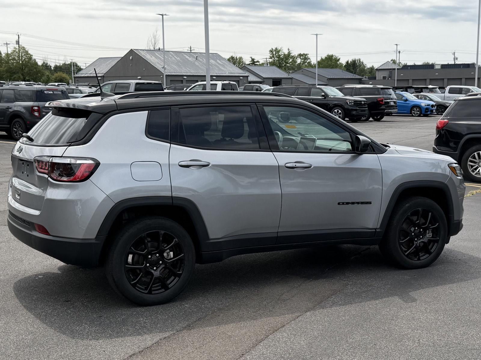 2023 Jeep Compass Altitude