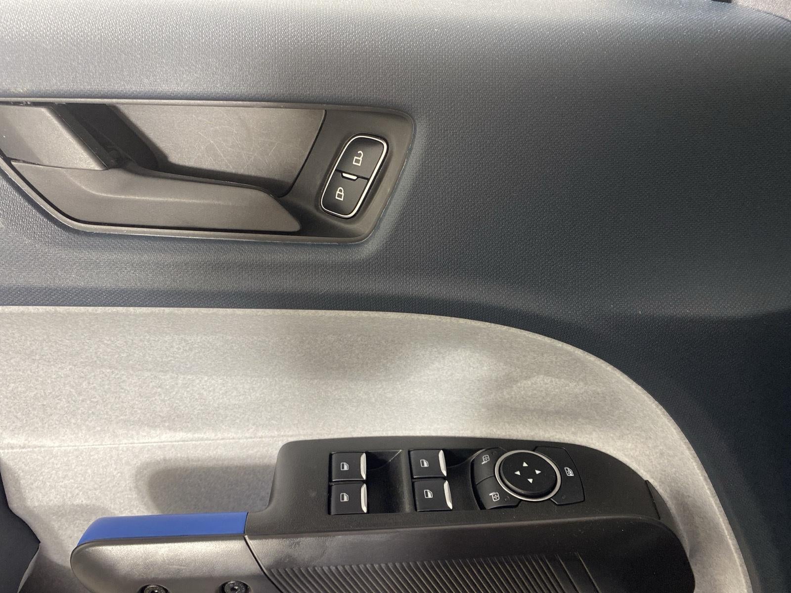 2025 Ford Maverick Base
