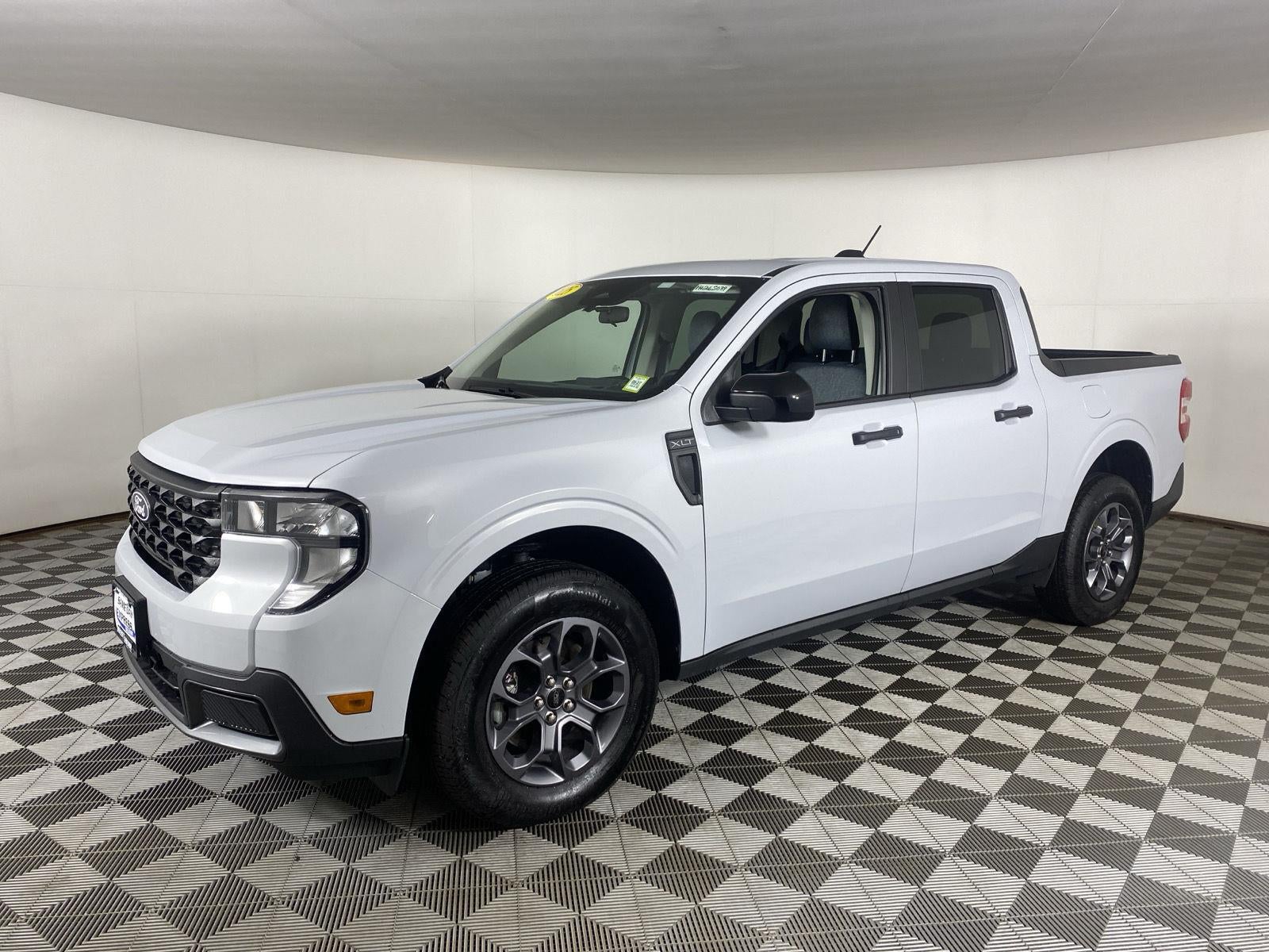 2025 Ford Maverick Base