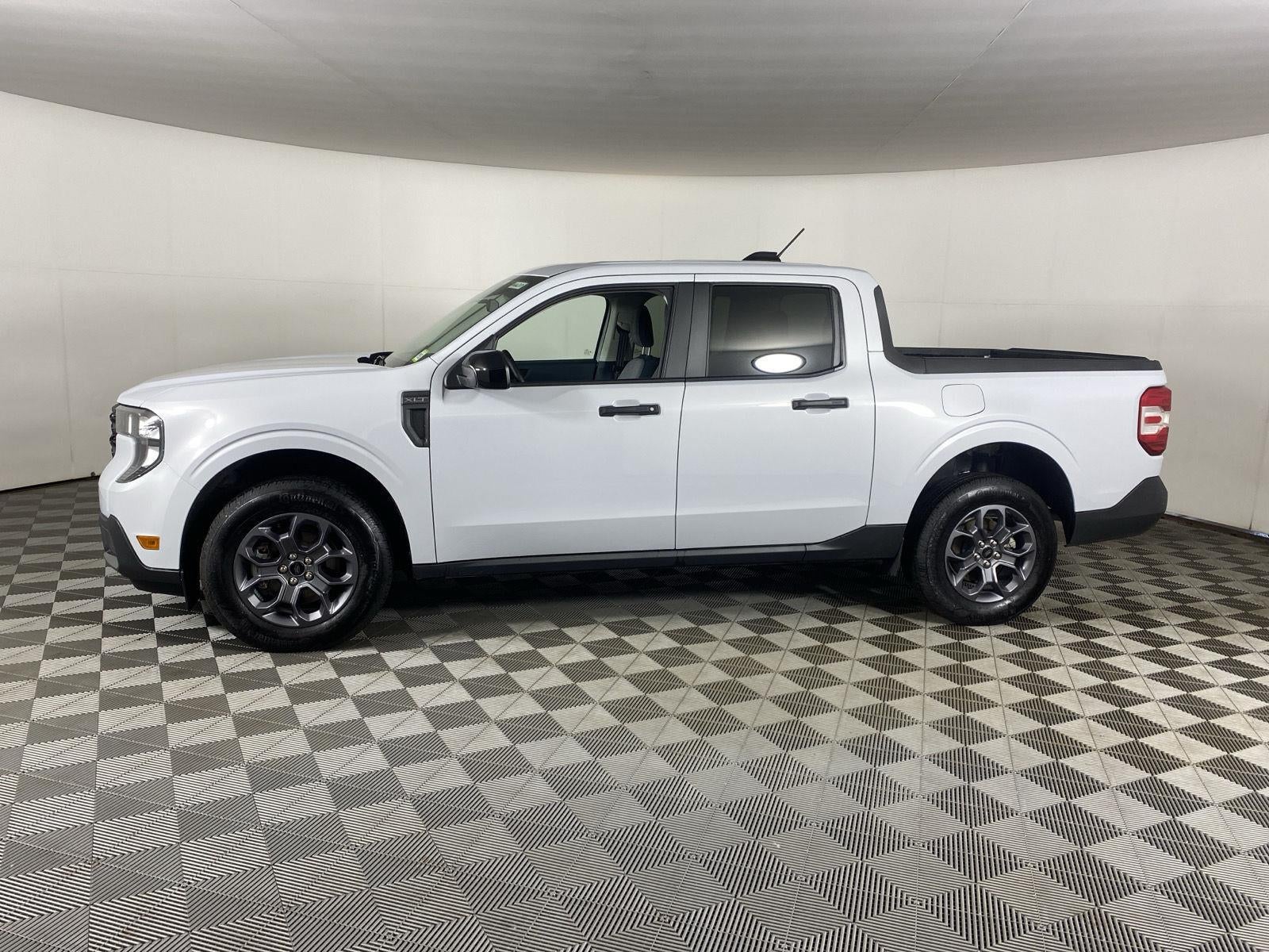 2025 Ford Maverick Base