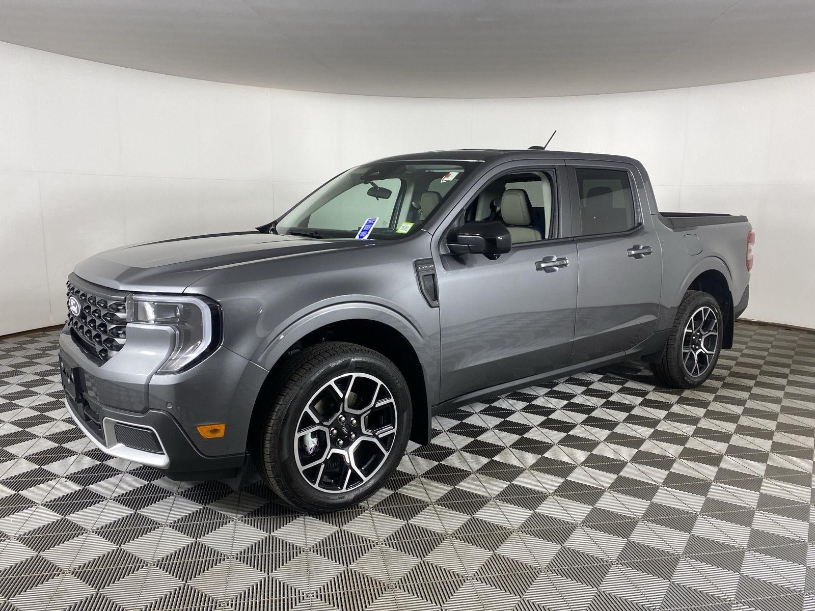 2025 Ford Maverick Base