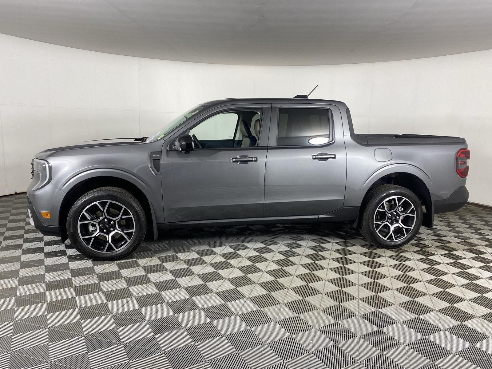 2025 Ford Maverick Base