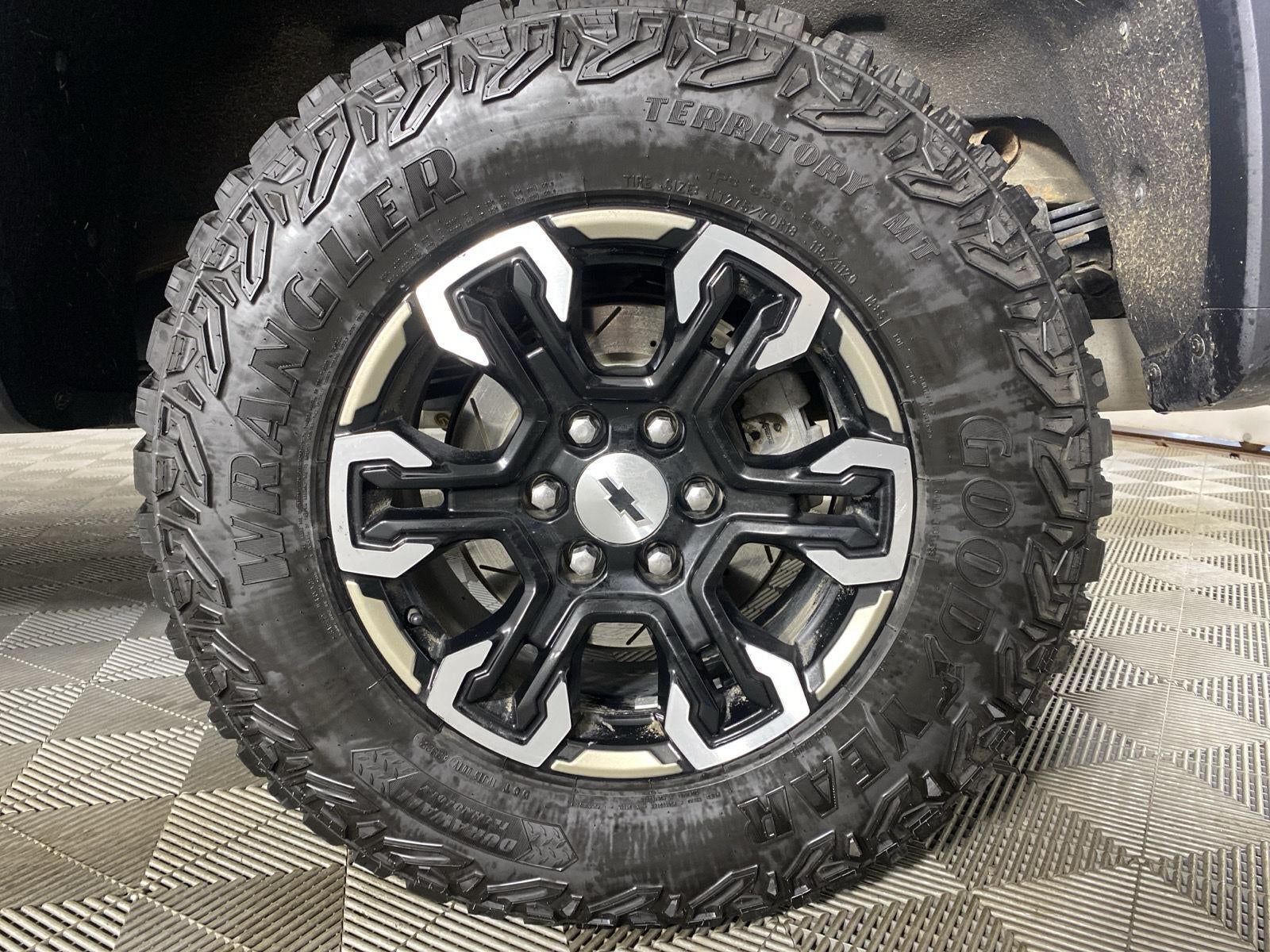 2023 Chevrolet Silverado 1500 ZR2