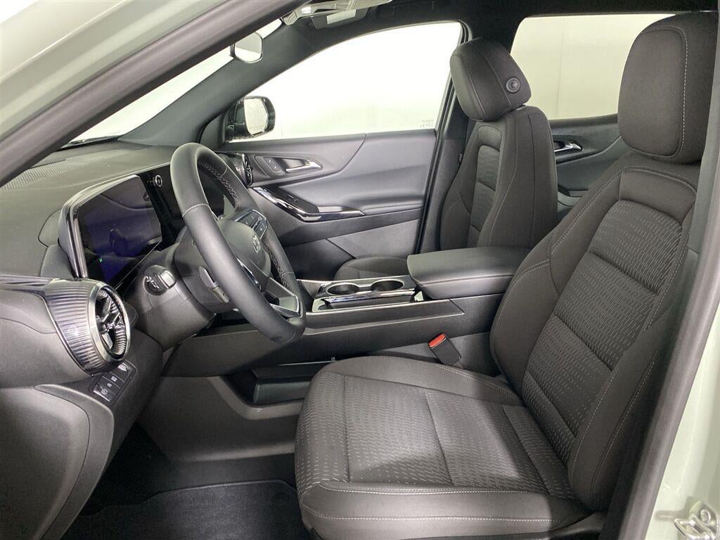 2025 Chevrolet Equinox Base