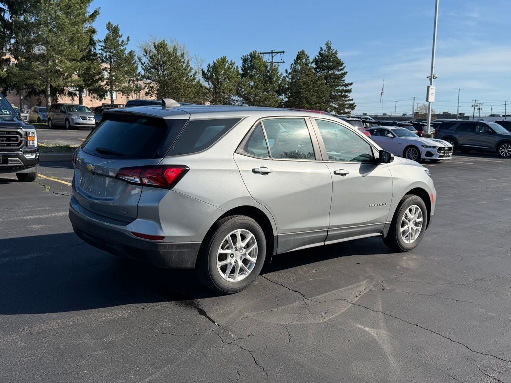 2024 Chevrolet Equinox LS