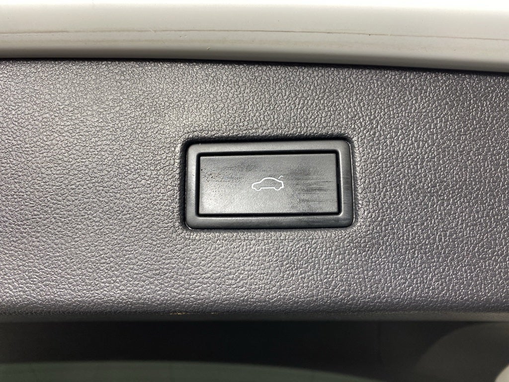 2023 Volkswagen Tiguan 2.0T SEL R-Line