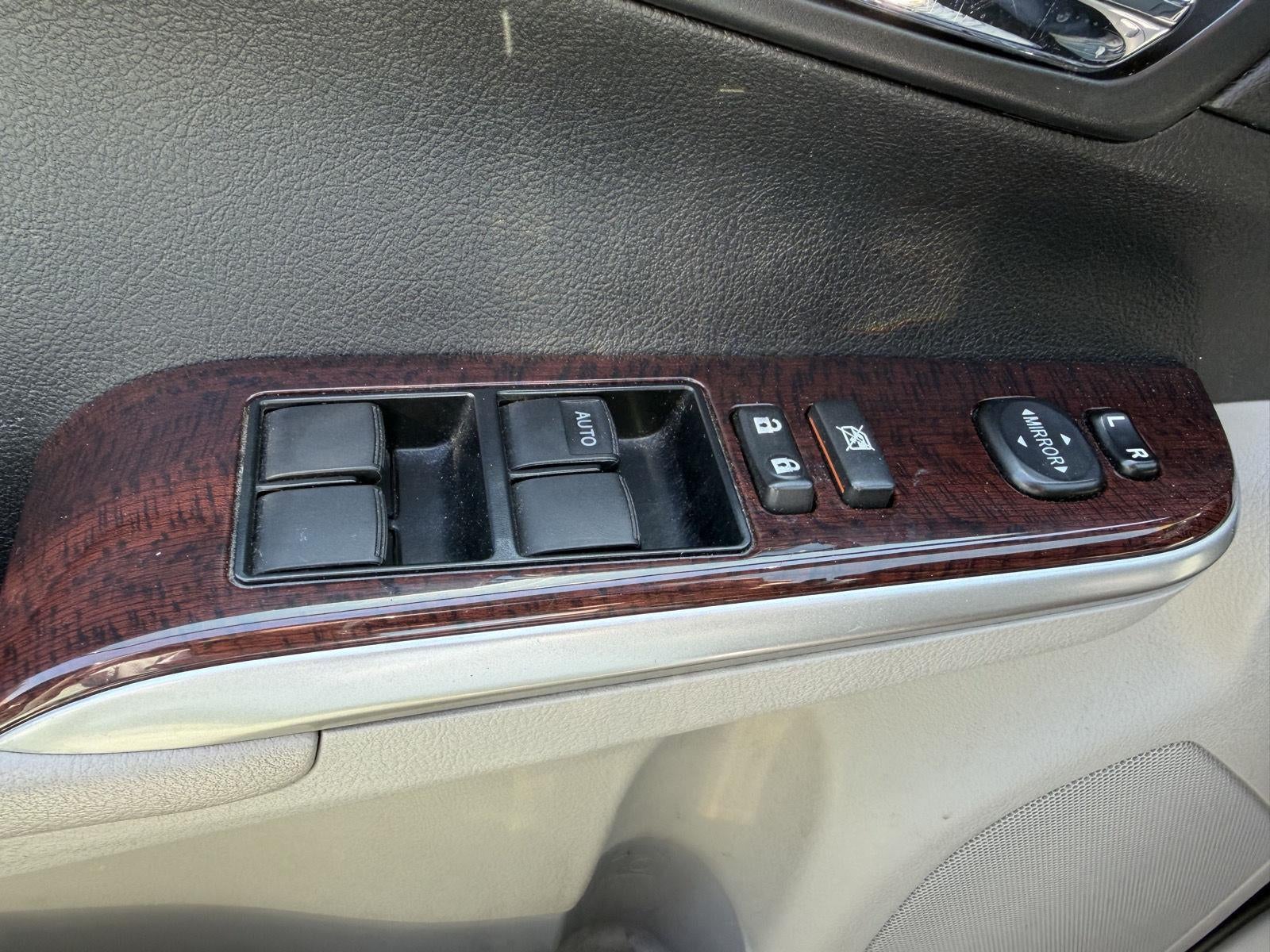2014 Toyota Camry XLE V6