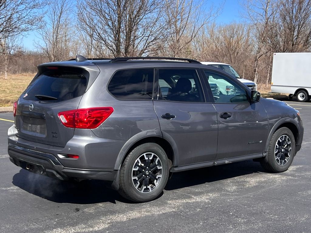 2019 Nissan Pathfinder SL