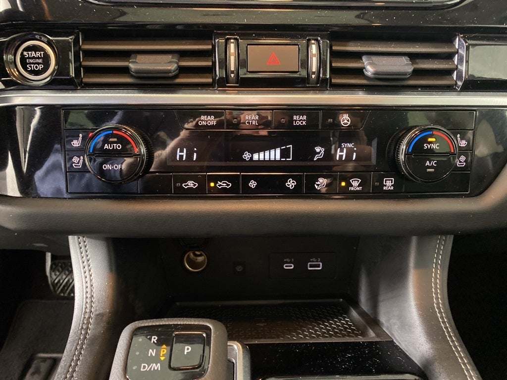 2024 Nissan Pathfinder Platinum