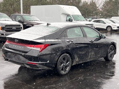 2021 Hyundai ELANTRA SEL