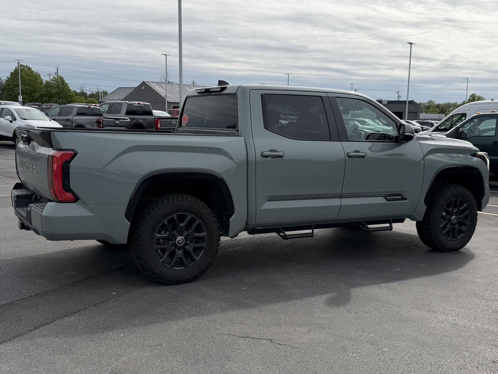 2024 Toyota Tundra Platinum HV