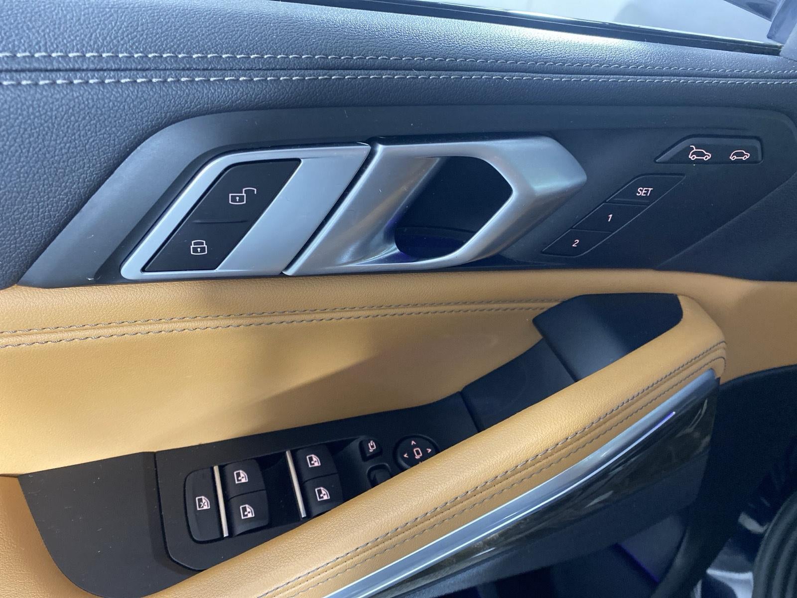 2023 BMW X6 xDrive40i