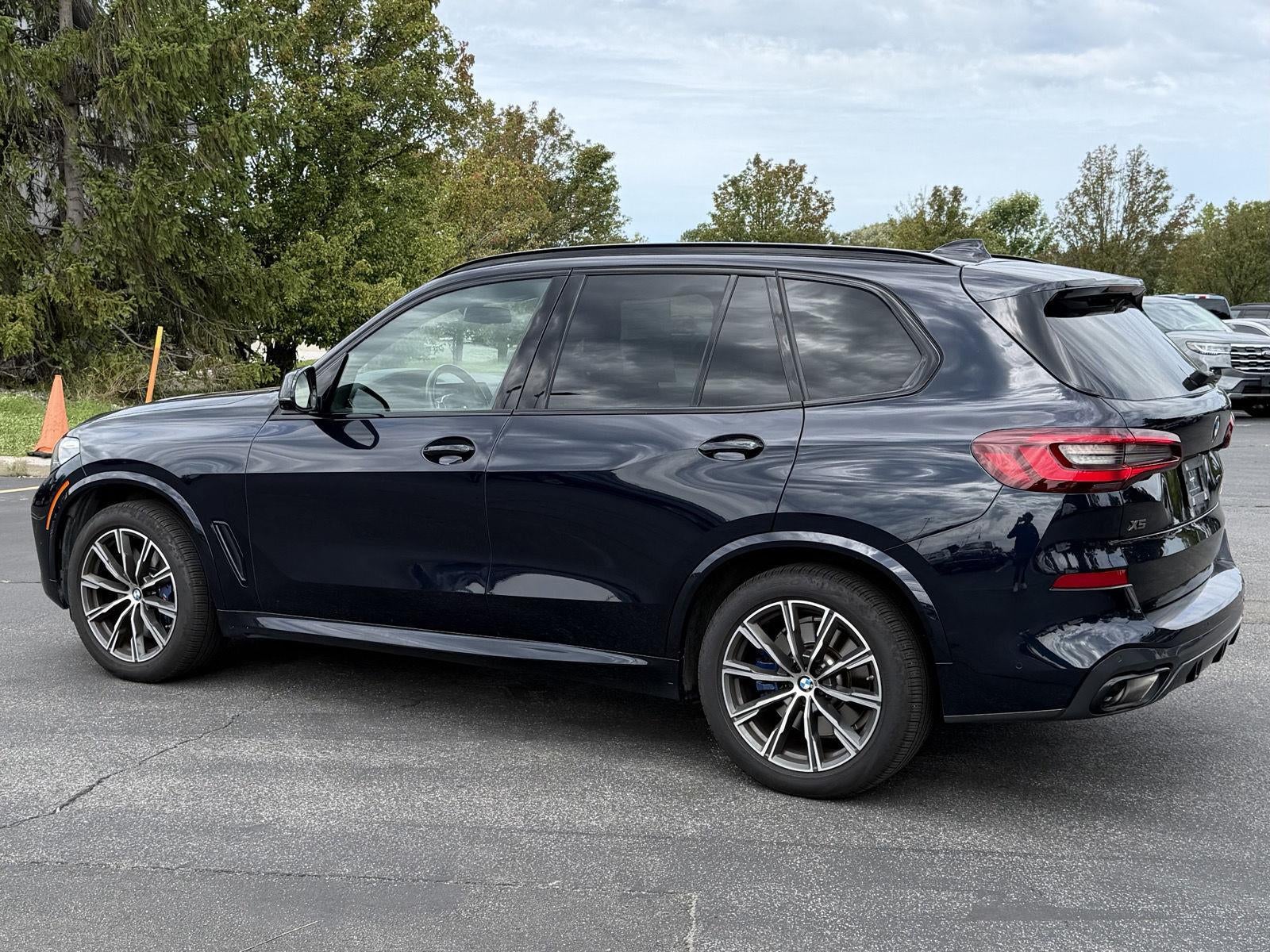 2022 BMW X5 M50i