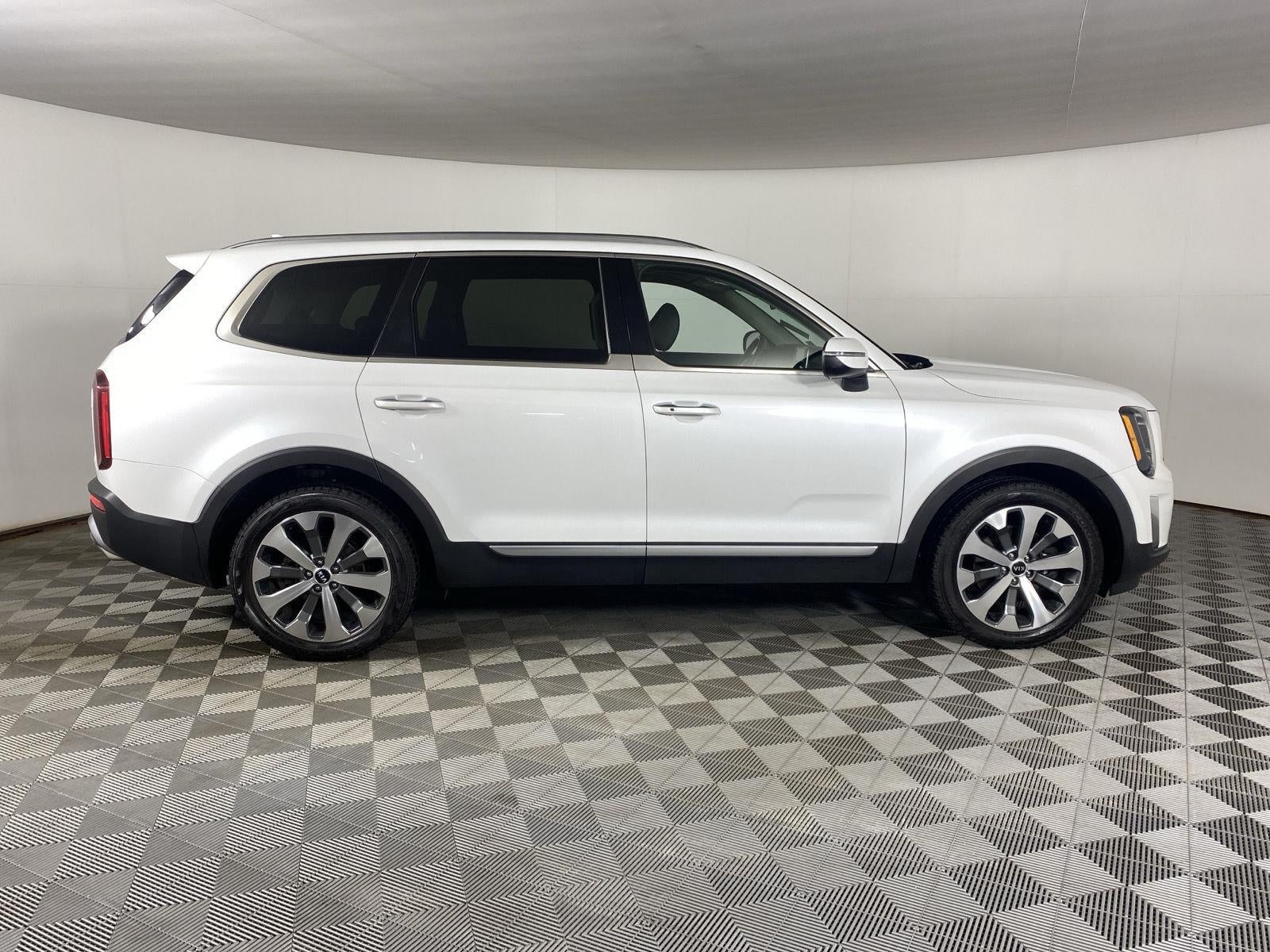 2020 Kia Telluride Base