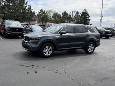 2023 Kia Sorento LX