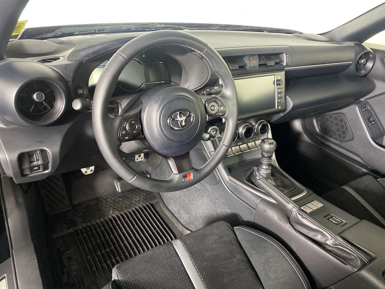 2025 Toyota GR86 Premium