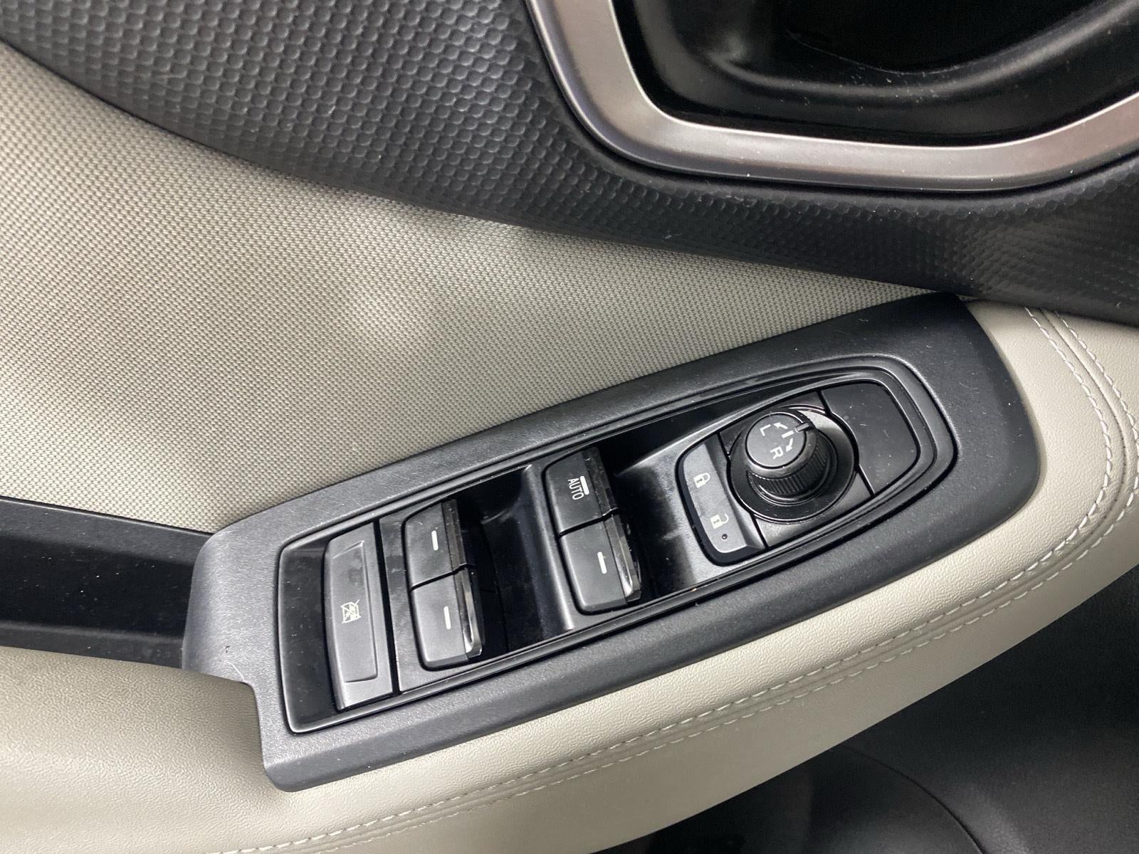 2023 Subaru Forester Base