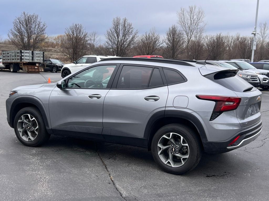 2024 Chevrolet Trax LT