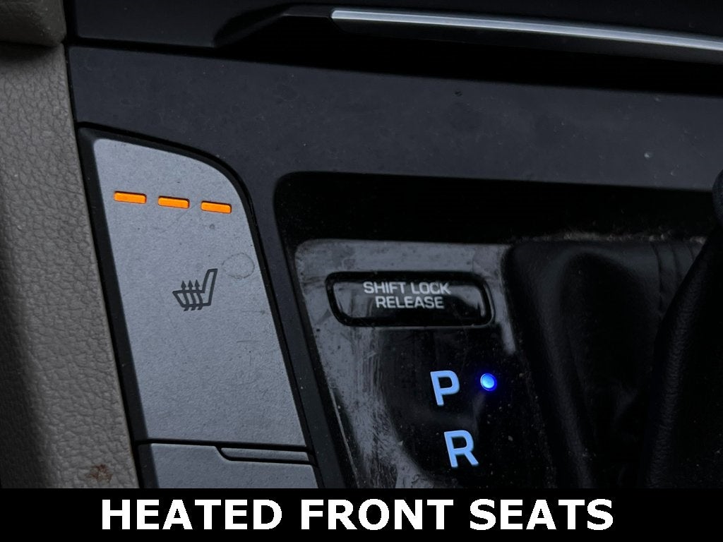 2017 Hyundai ELANTRA Value Edition