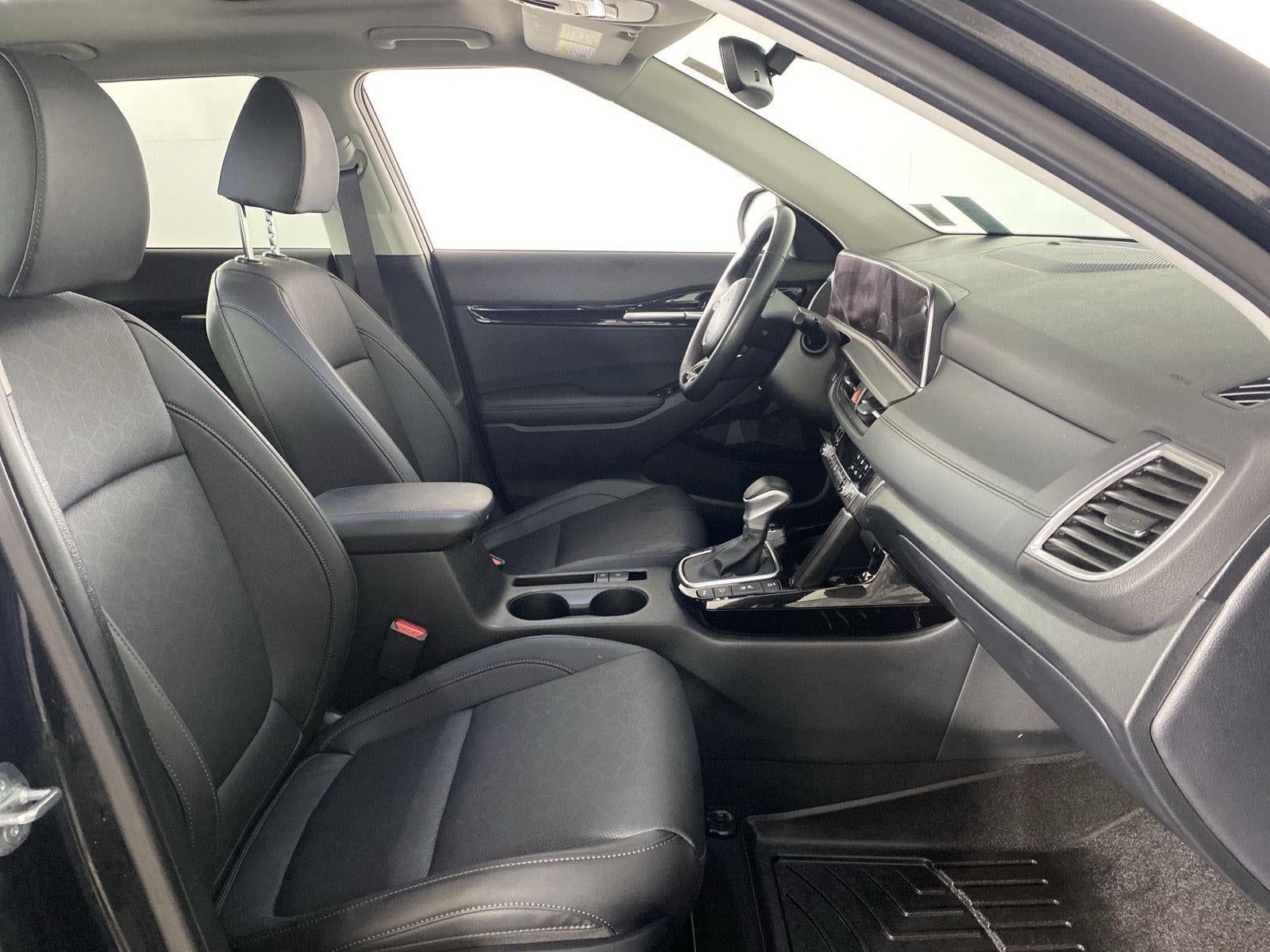 2025 Kia Seltos SX