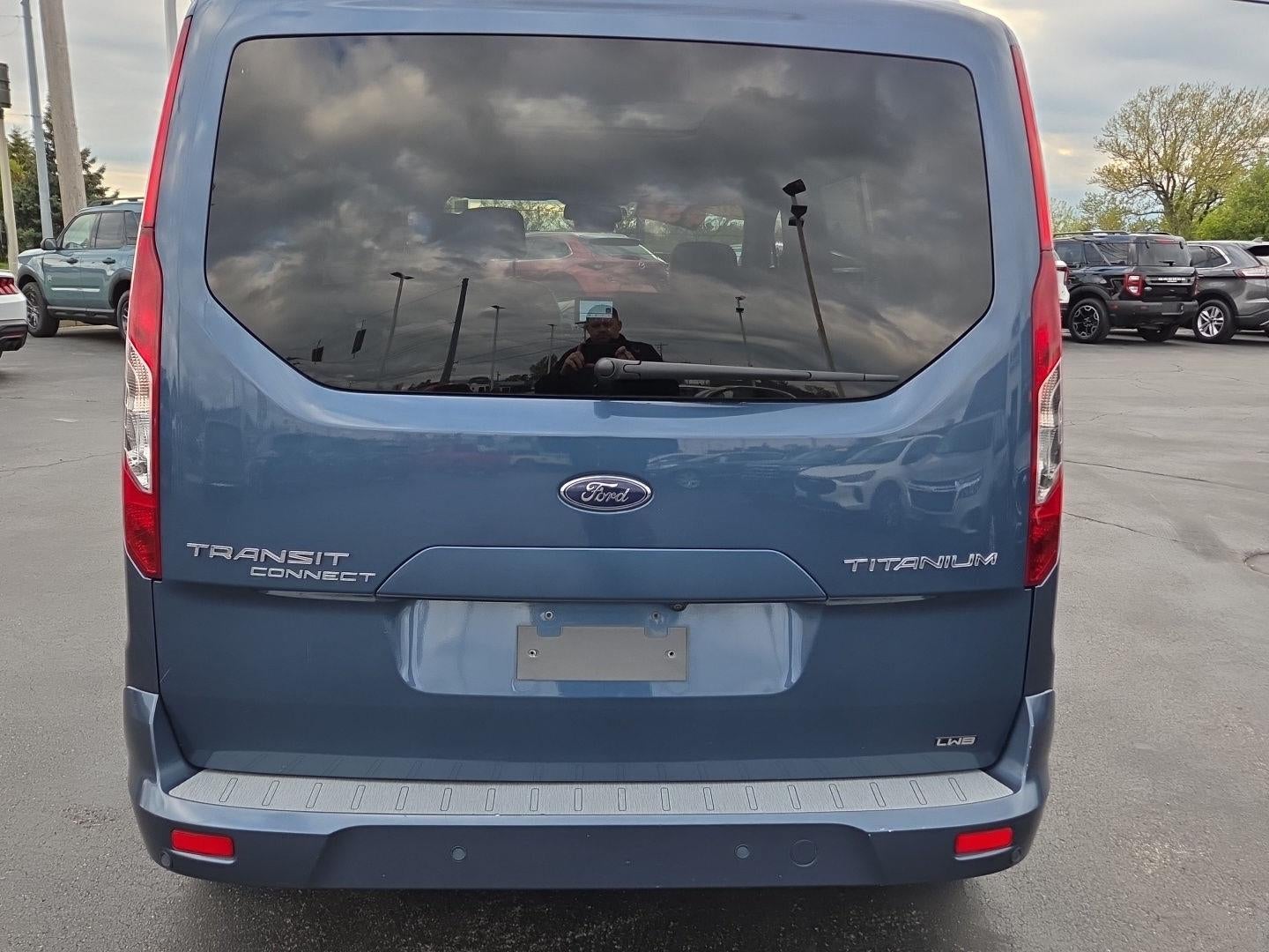 2021 Ford Transit Connect Wagon Titanium