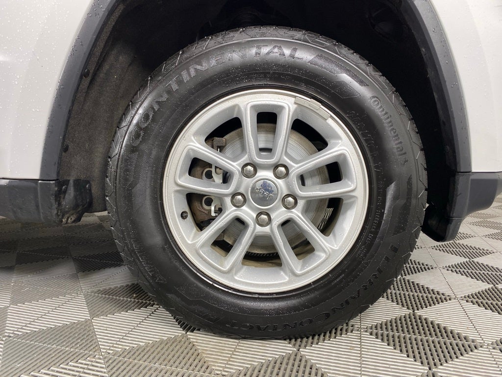 2020 Jeep Grand Cherokee Laredo E