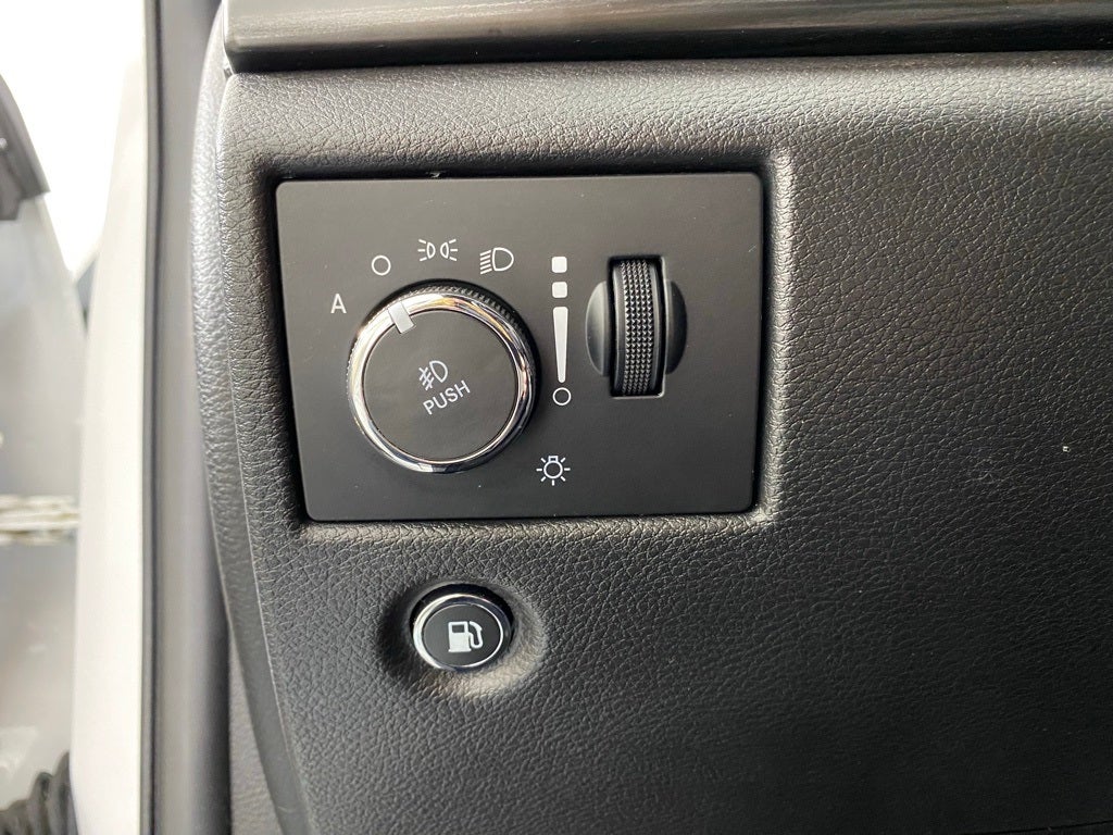 2020 Jeep Grand Cherokee Laredo E