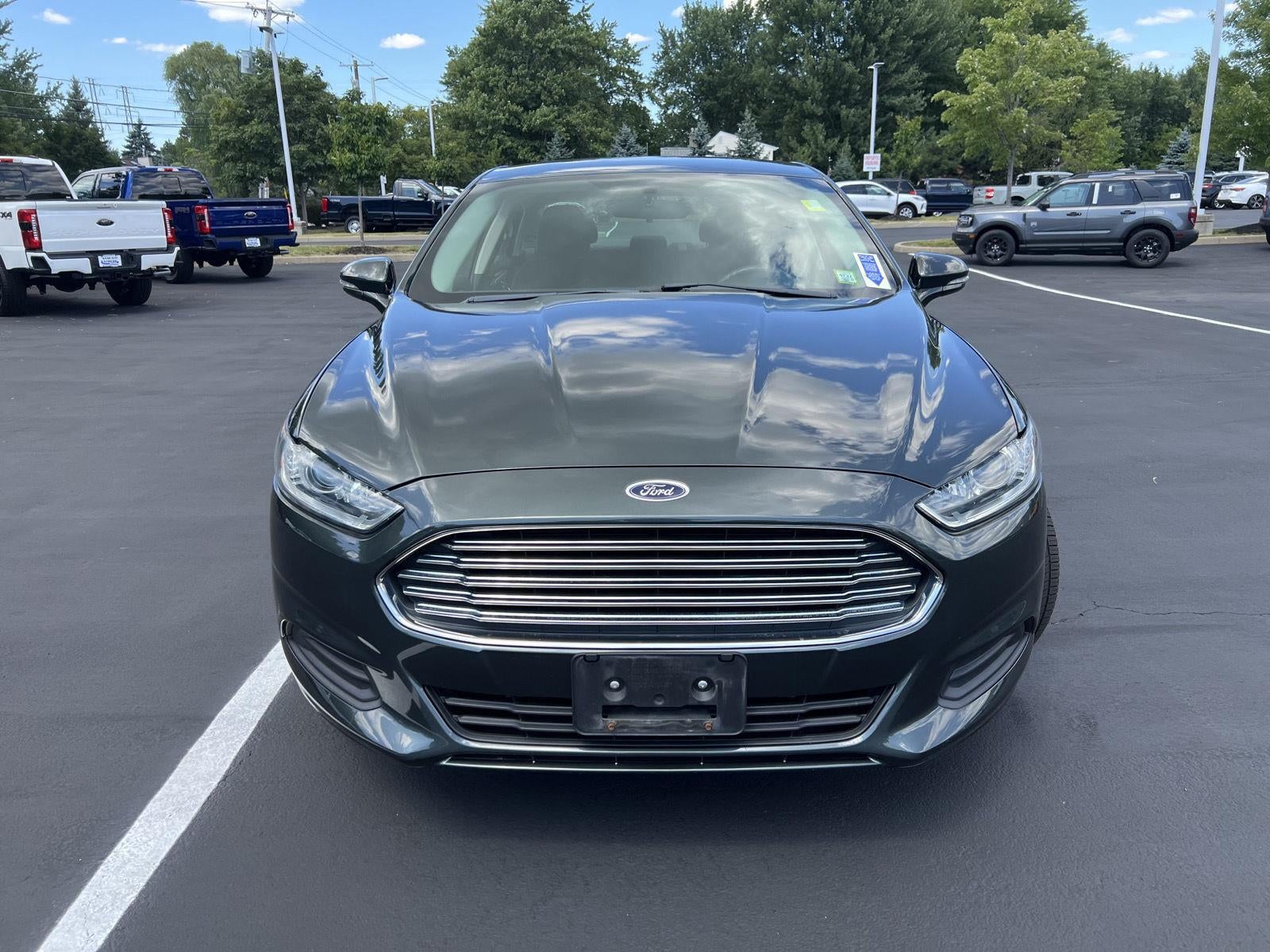 2016 Ford Fusion SE