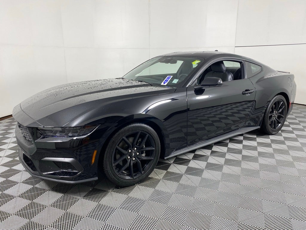 2025 Ford Mustang EcoBoost