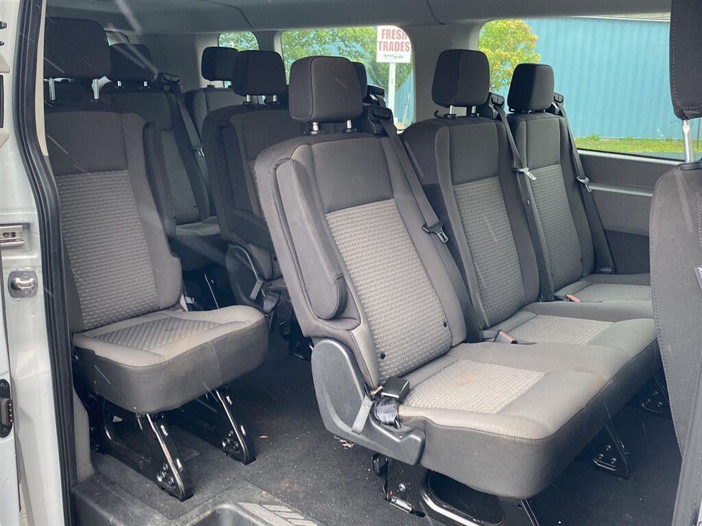 2026 Ford Transit Passenger Wagon XLT