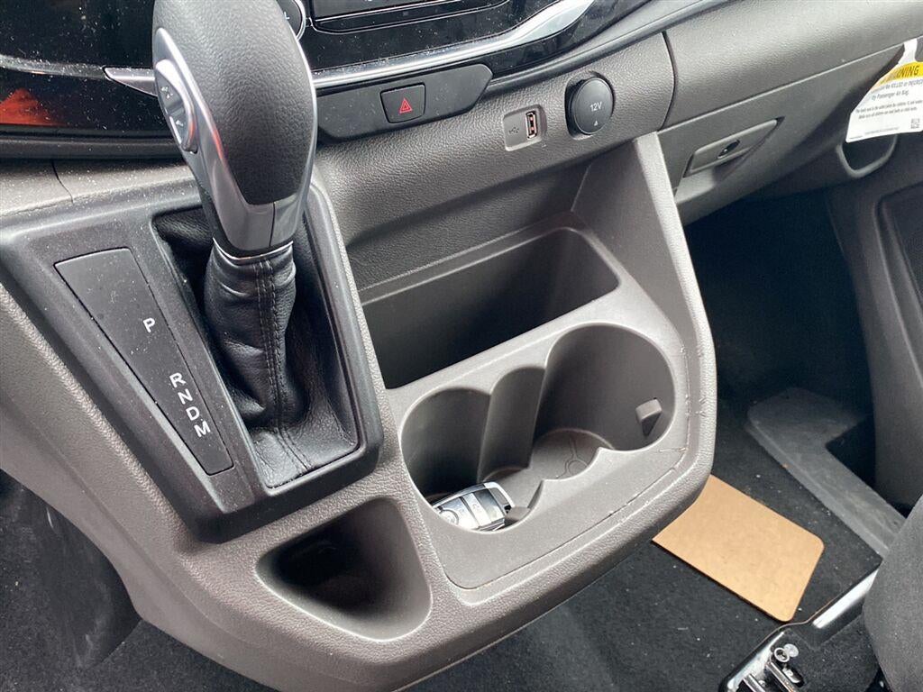 2026 Ford Transit Passenger Wagon XLT