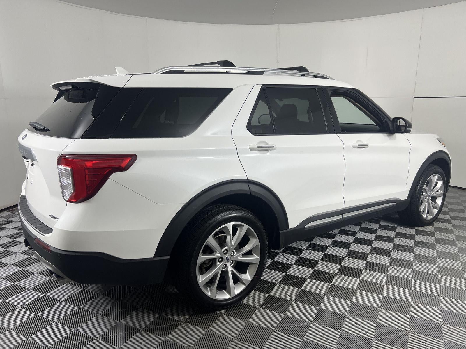2022 Ford Explorer Platinum