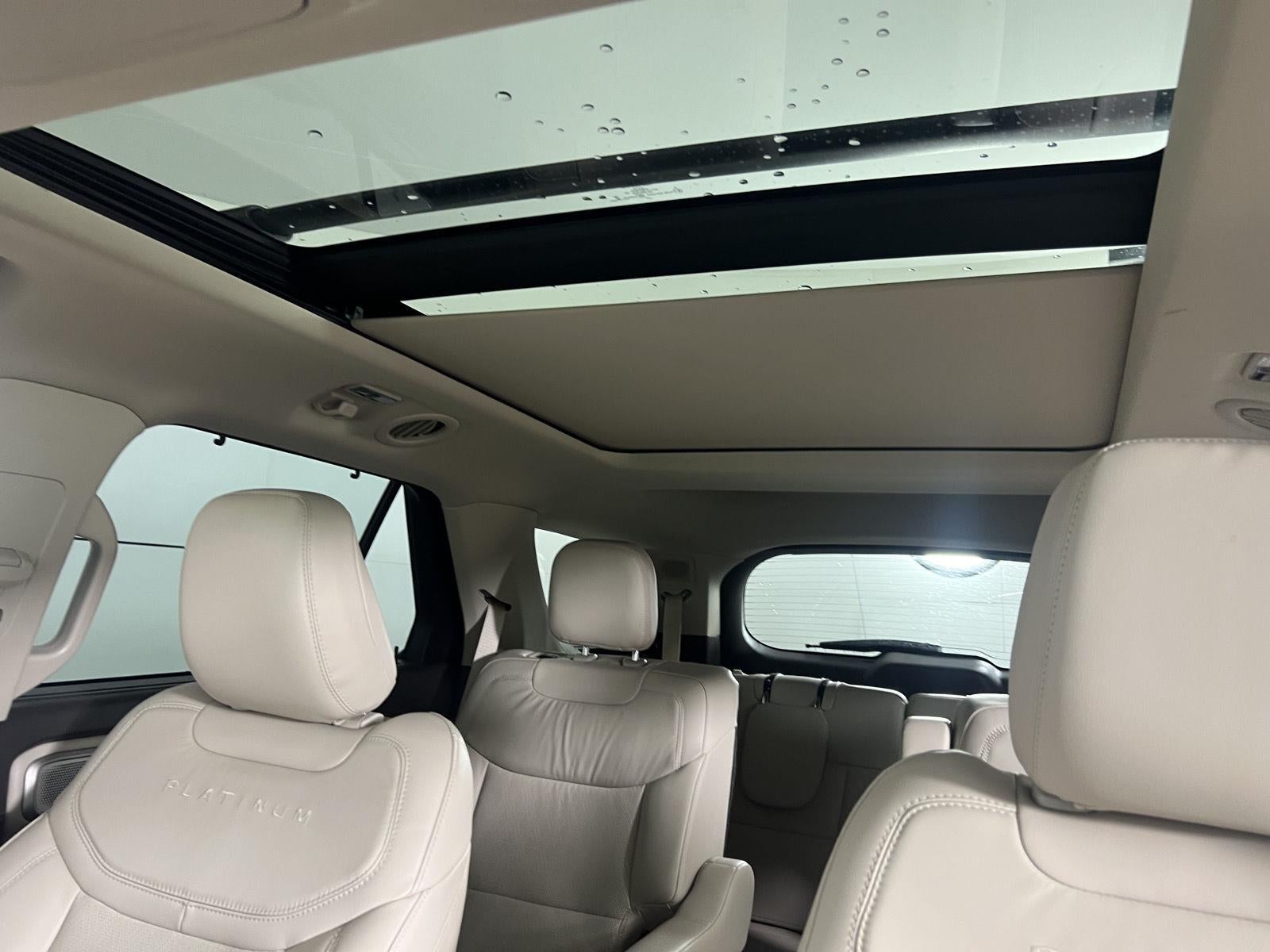2022 Ford Explorer Platinum