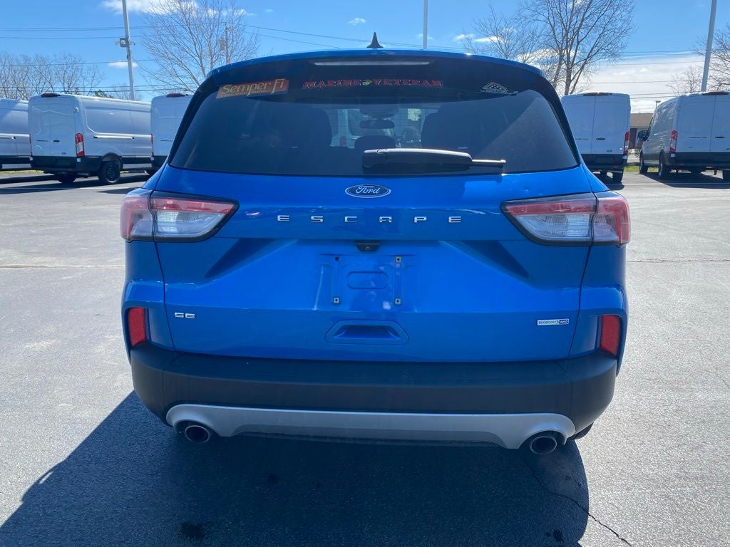 2020 Ford Escape SE