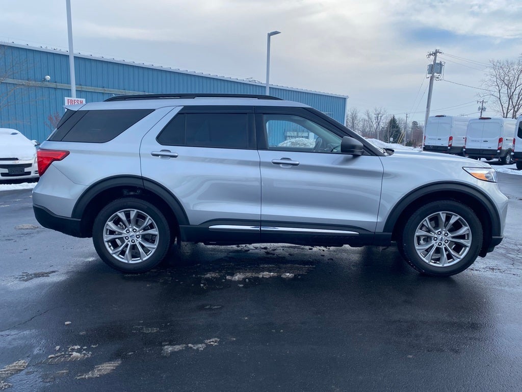 2024 Ford Explorer XLT