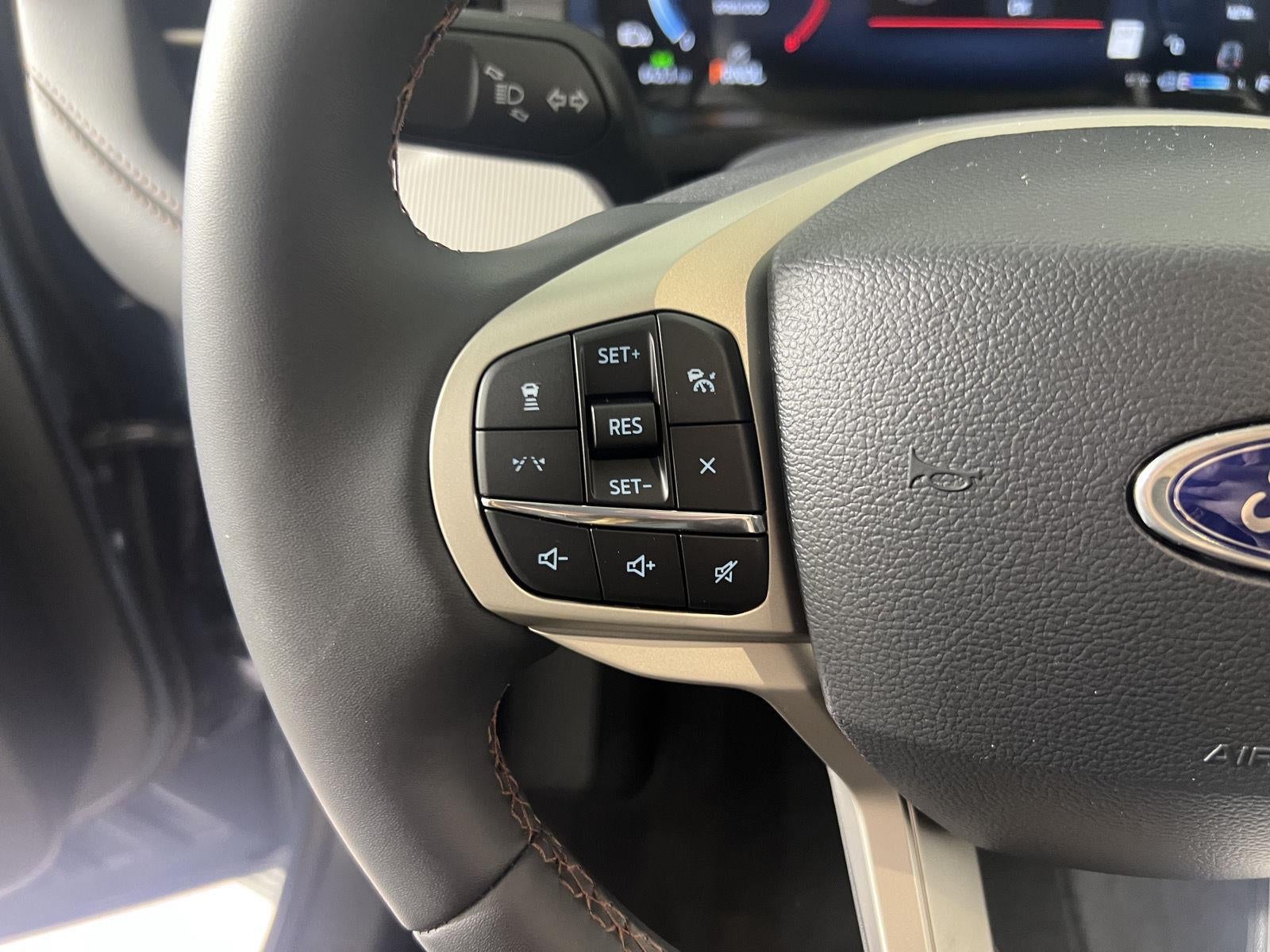 2026 Ford Explorer Active w/200A Pkg