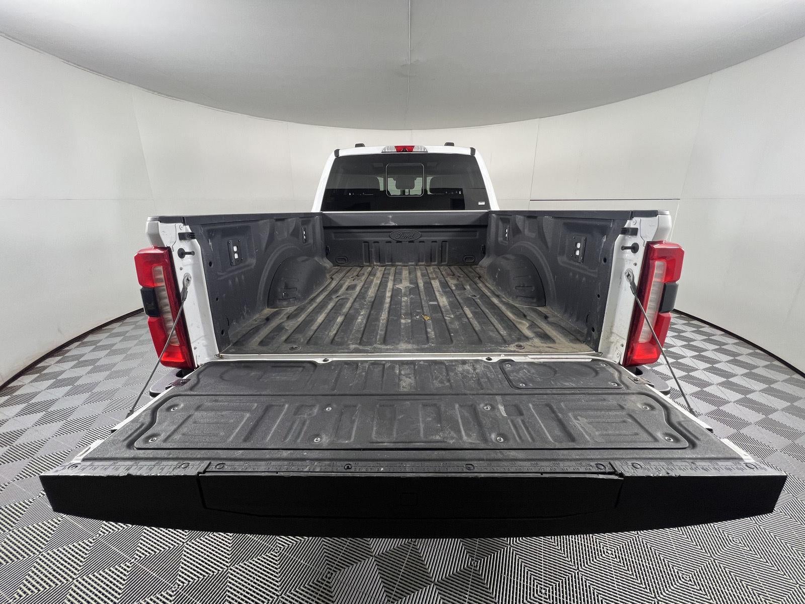 2024 Ford Super Duty F-350 Lariat