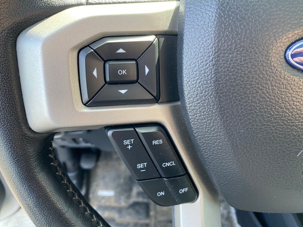 2022 Ford F-350SD Lariat