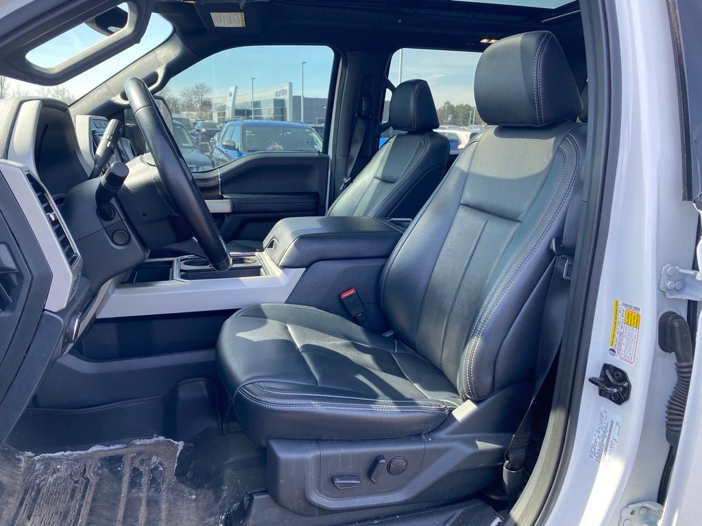 2022 Ford F-350SD Lariat