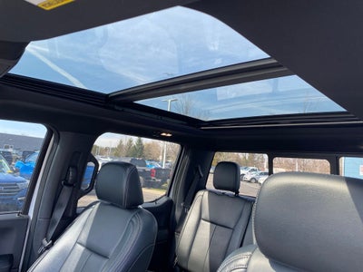 2022 Ford F-350SD Lariat