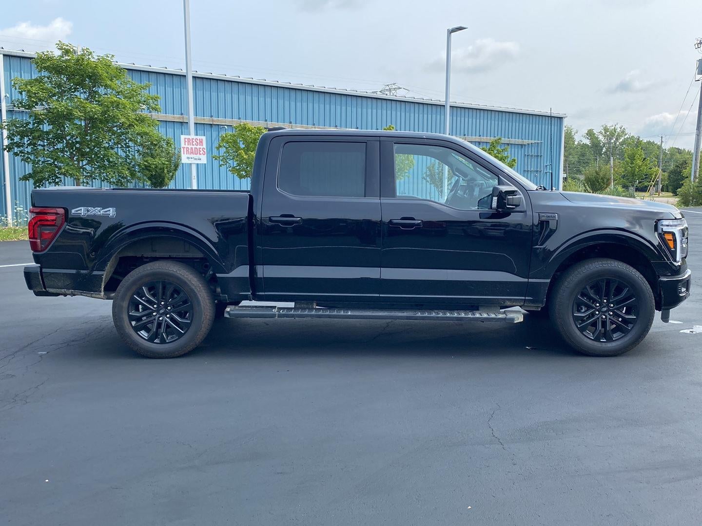 2025 Ford F-150 LARIAT