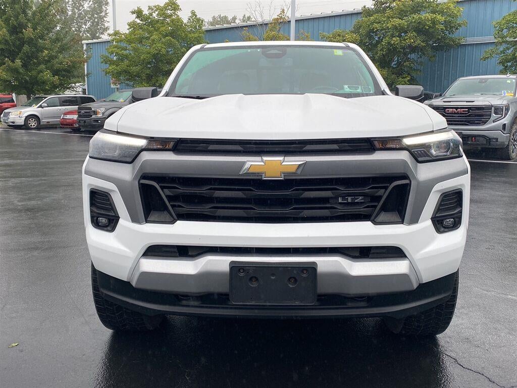 2024 Chevrolet Colorado 4WD LT